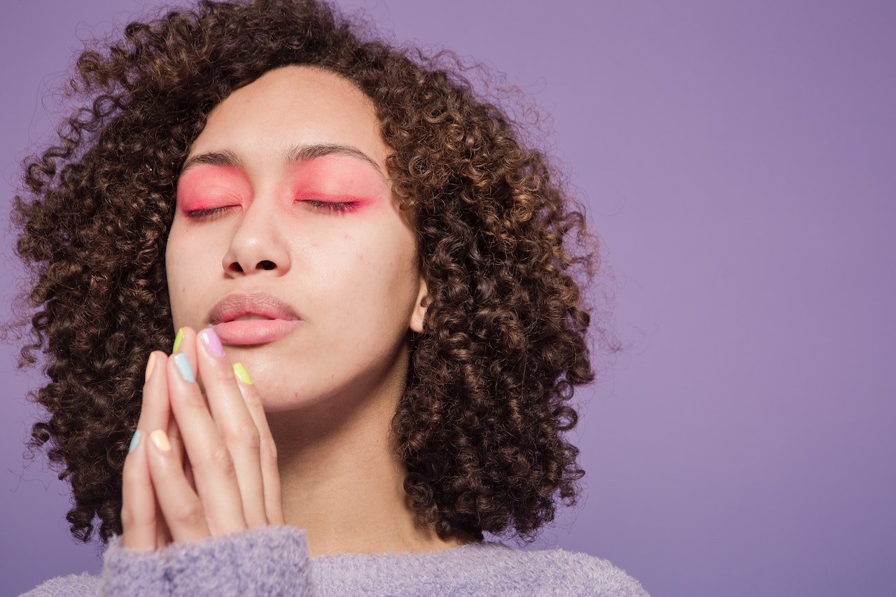 Mastering Pastels With Presence: A Comprehensive Guide To Pastel Makeup